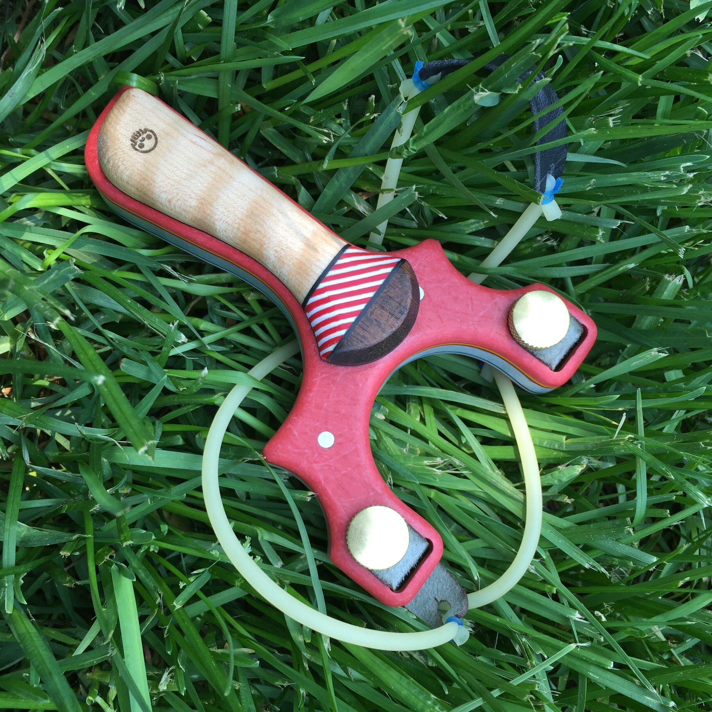 Morphing Karambit utility knife keeps your fingers out of harm's way